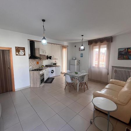 Good House- Ampio Appartamento Vicino Al Mare Rimini Eksteriør bilde