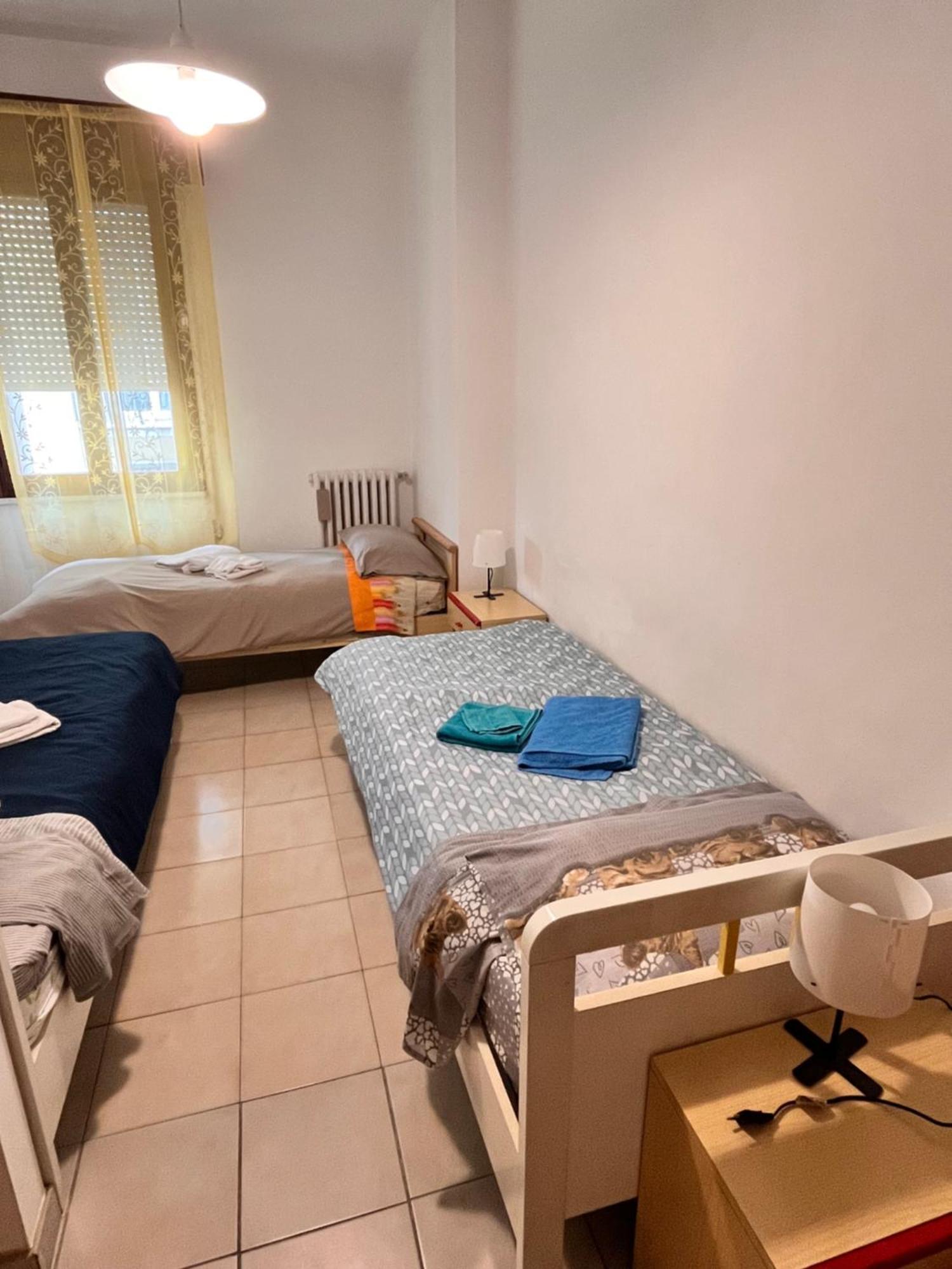 Good House- Ampio Appartamento Vicino Al Mare Rimini Eksteriør bilde